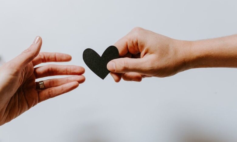 How does mindfulness benefit relationships?