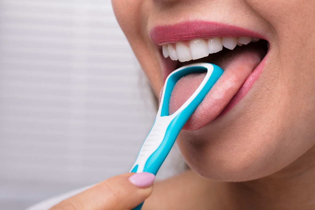 Importance of Tongue Cleaning for a Optimal Oral Hygiene